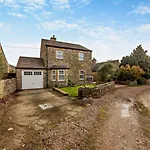 Holiday home 3 Bed In Leyburn Oc-94415 *
