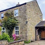 3 Bed In Leyburn Oc-94415 Holiday home